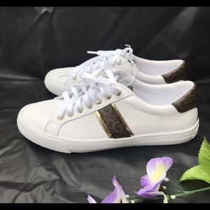 Guess los angeles white shoes Outlet